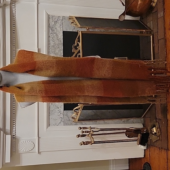 Frye Scarf - Picture 4 of 5